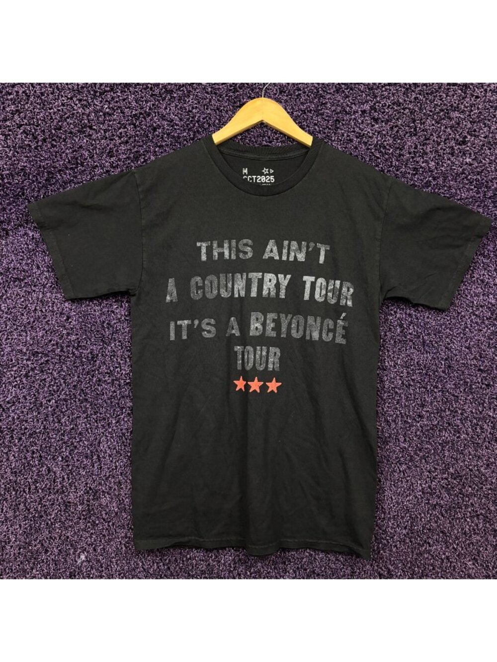 This Ain't A Country Tour It's A Beyoncé Tour T-shirt size Medium